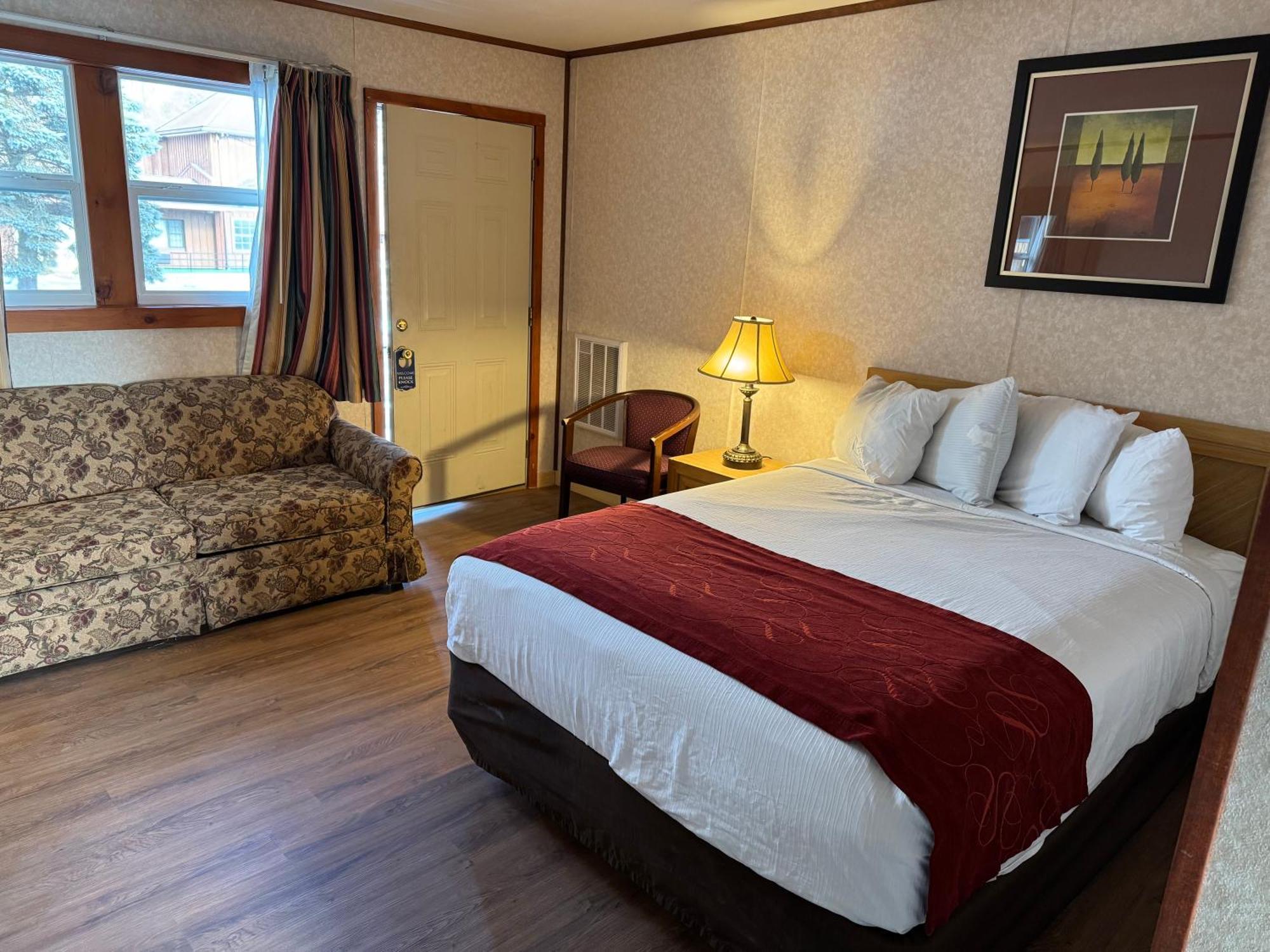 Mohican Resort Motel, Conveniently Located To All Lake George Attractions Queensbury Exterior photo