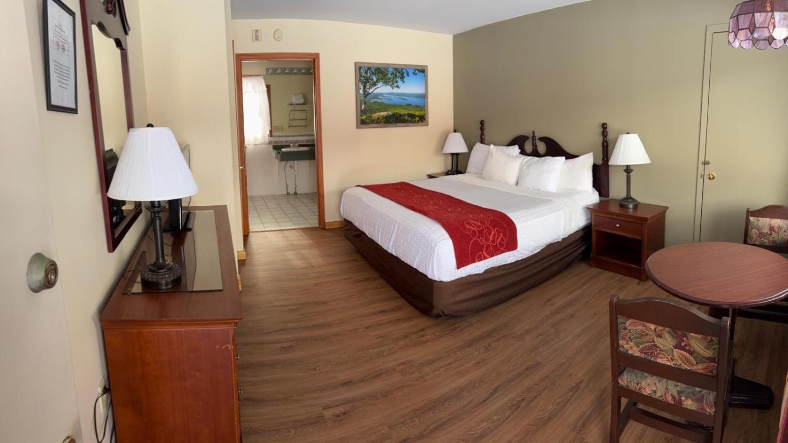 Mohican Resort Motel, Conveniently Located To All Lake George Attractions Queensbury Exterior photo